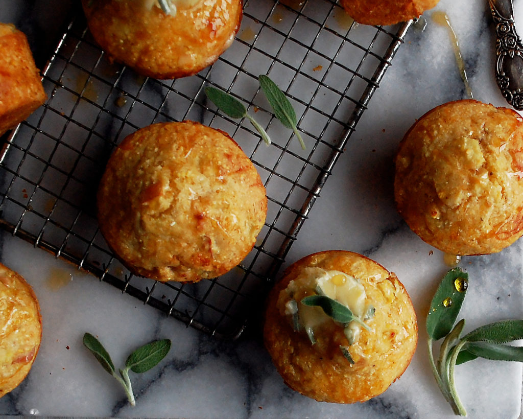 Apple Cornbread Muffins