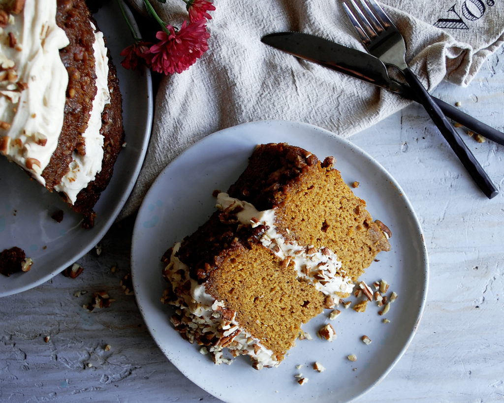 Pumpkin Praline Cake