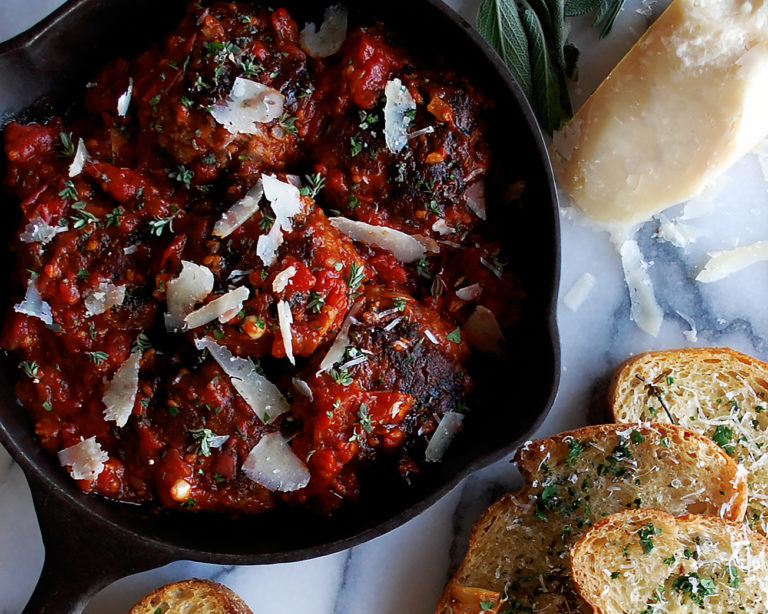Classic Meatballs with Caramelized Tomato Sauce & Herb Garlic Bread