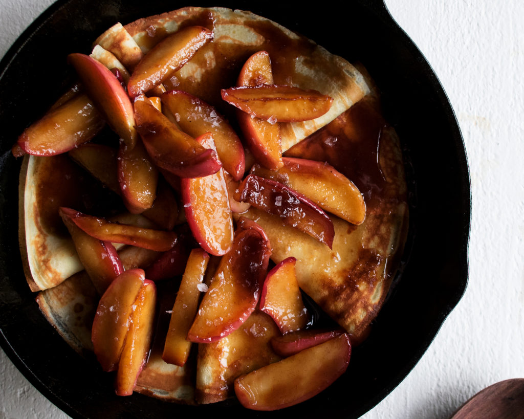 Cinnamon Caramel Apple Crepes