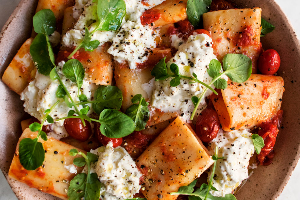 Simple Cherry Tomato Pasta