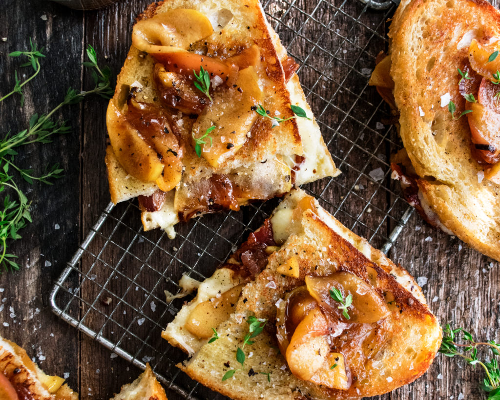 Caramelized Apple & Bacon Grilled Cheese